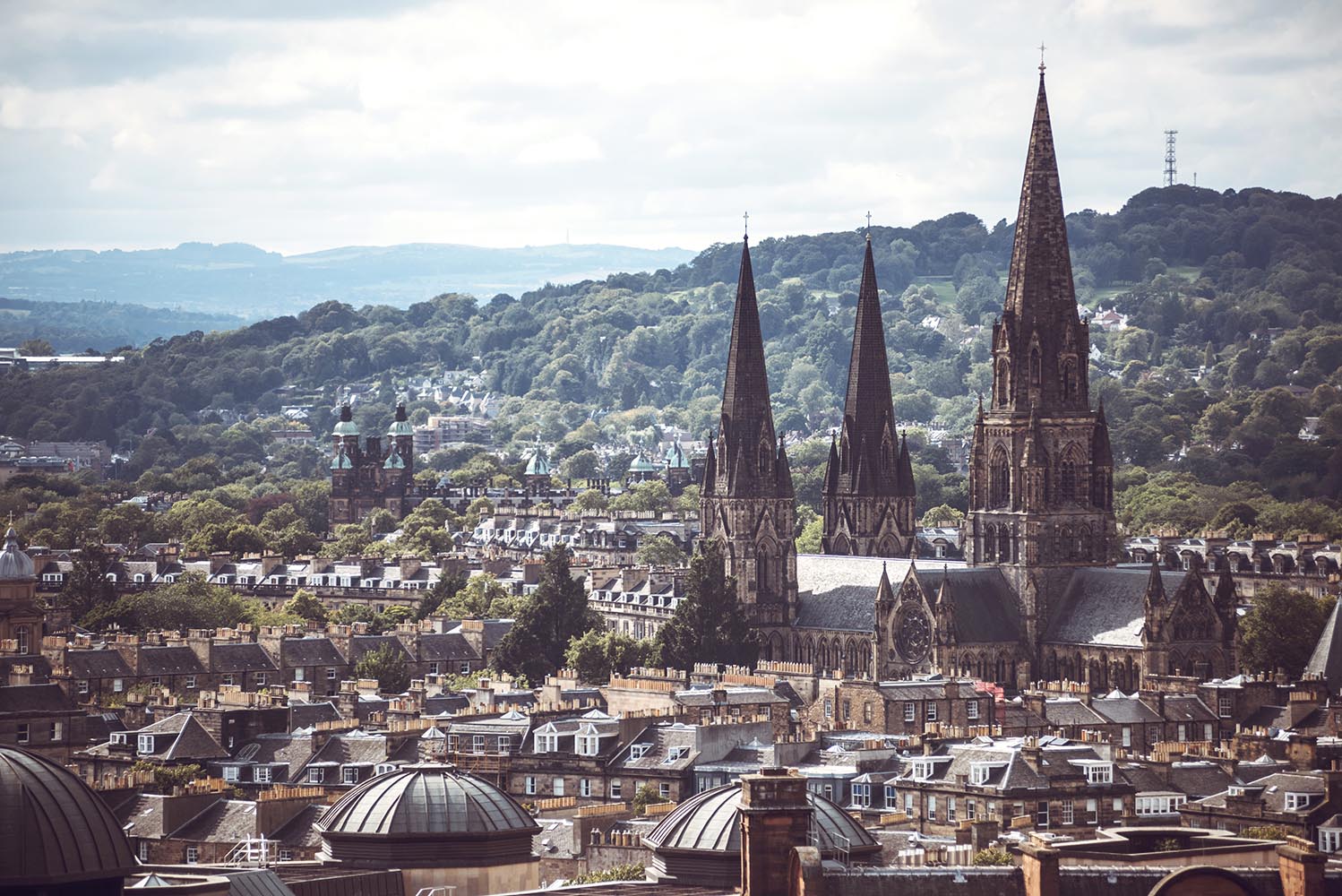 Picturesque view of Edinburgh, Scotland