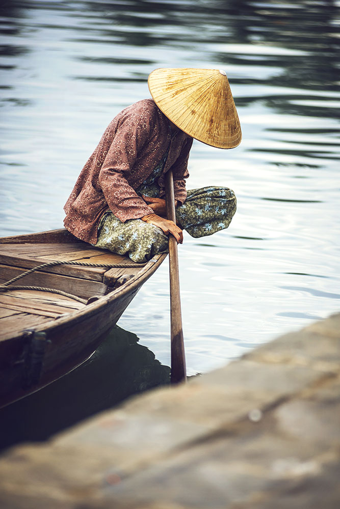 Tamcoc, ninhbinh, Vietnam - May 16, 2015: Unidentified woman on